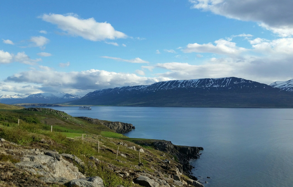Hagvöxturinn siglir út fjörðinn, er hann velkominn aftur??