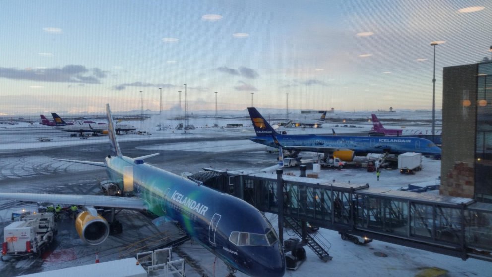 Á Keflavíkurflugvelli.