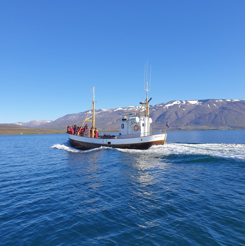 Áskell Egilsson á heimleið til Grenivíkur.