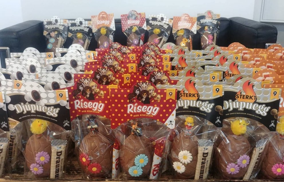 Páskaeggjabingó og félagsvist á vegum Kvenfélagsins Hlínar ! Skemmtun fyrir alla.