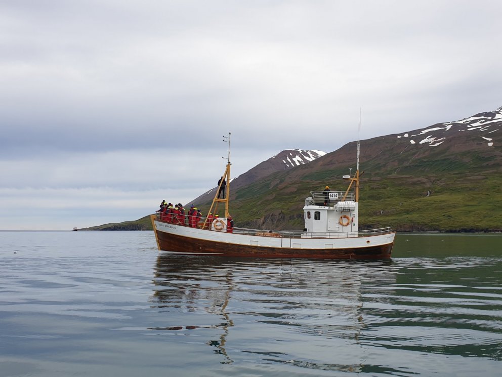 Áskell Egilsson í hvalaskoðunarferð frá Grenivík