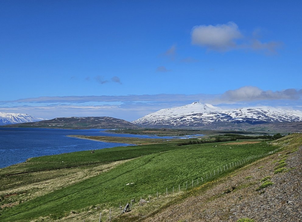 Mikill snór er enn í fjöllum